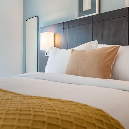 Kensington Place Apartments Торонто Екстер'єр фото