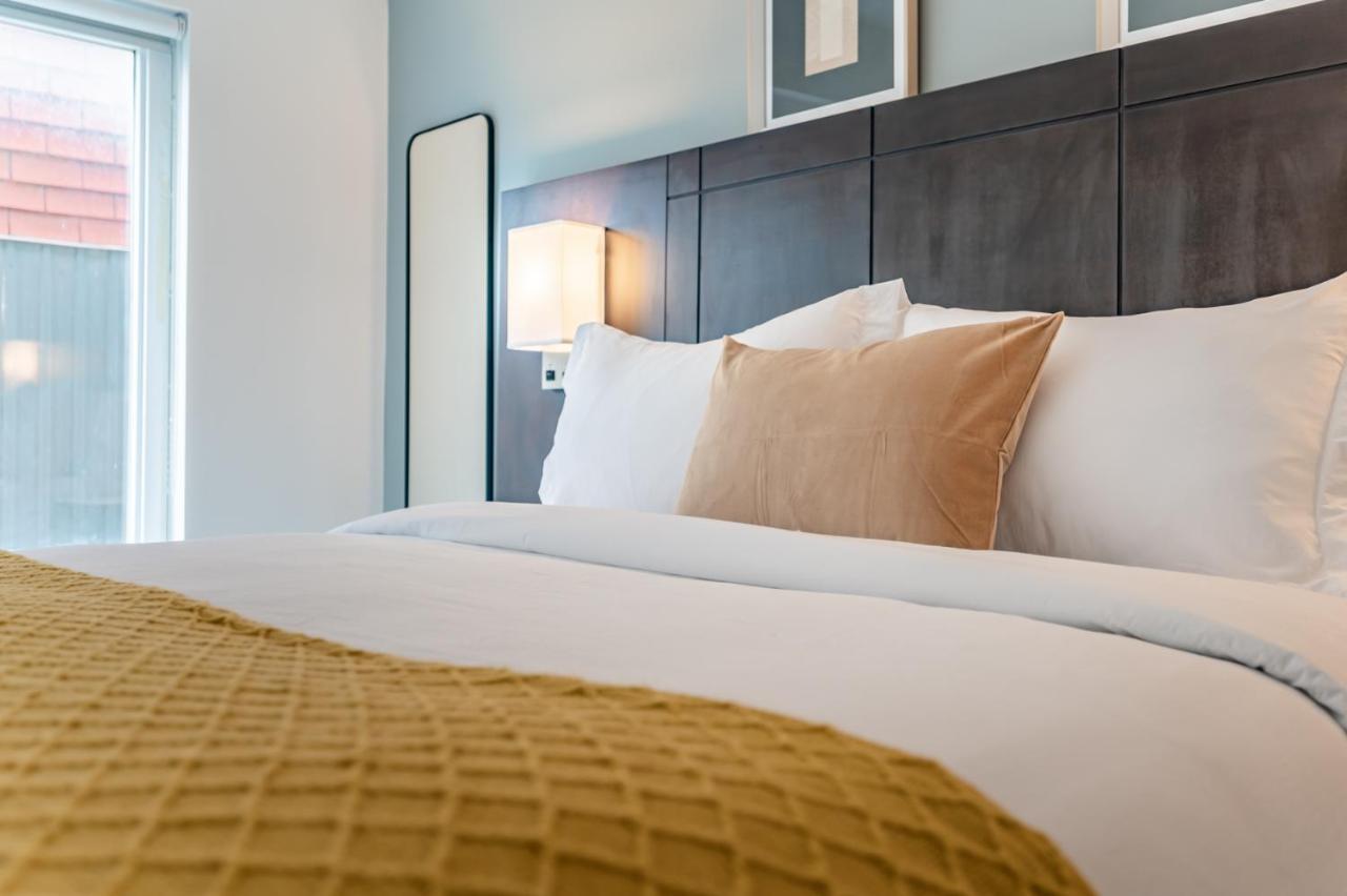 Kensington Place Apartments Торонто Екстер'єр фото