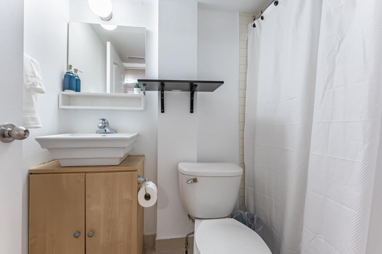 Kensington Place Apartments Торонто Екстер'єр фото